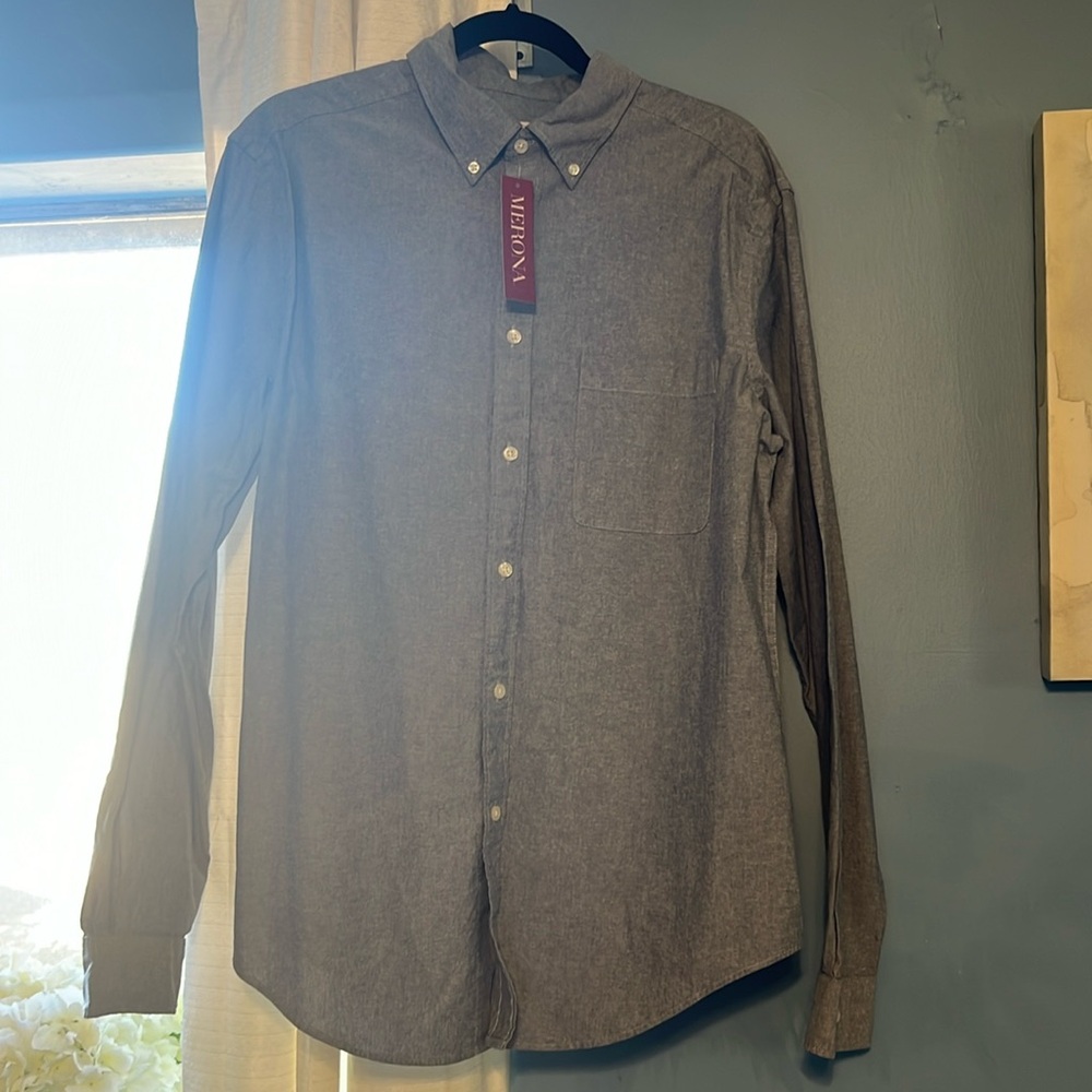 NEW button up long sleeve shirt men’s size large